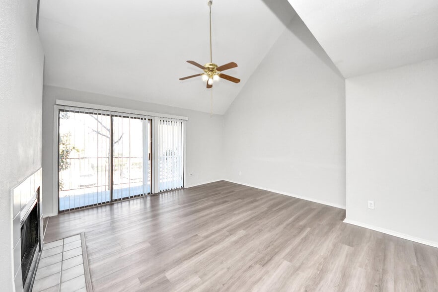 More Photos Of , Houston Multifamily For Sale