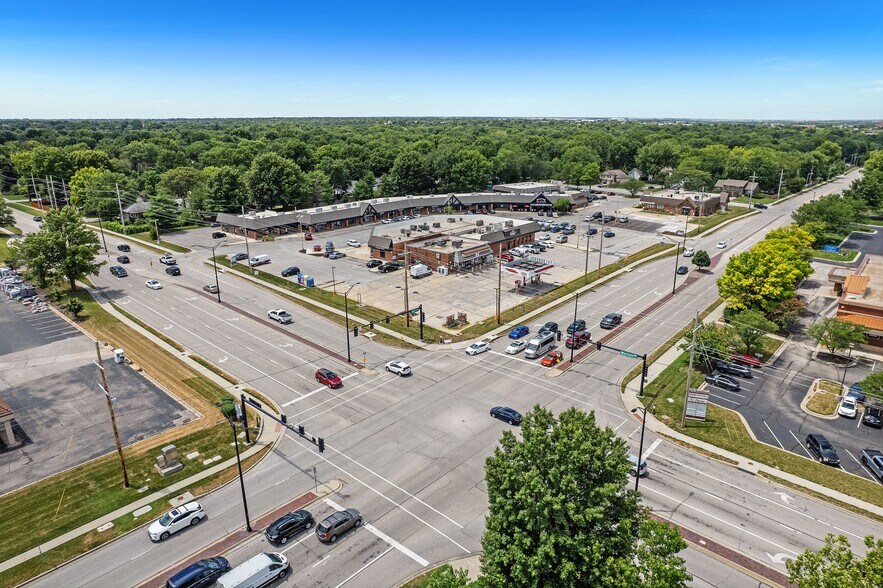 More Photos Of 2103-2149 E 151st St, Olathe Unknown For Lease