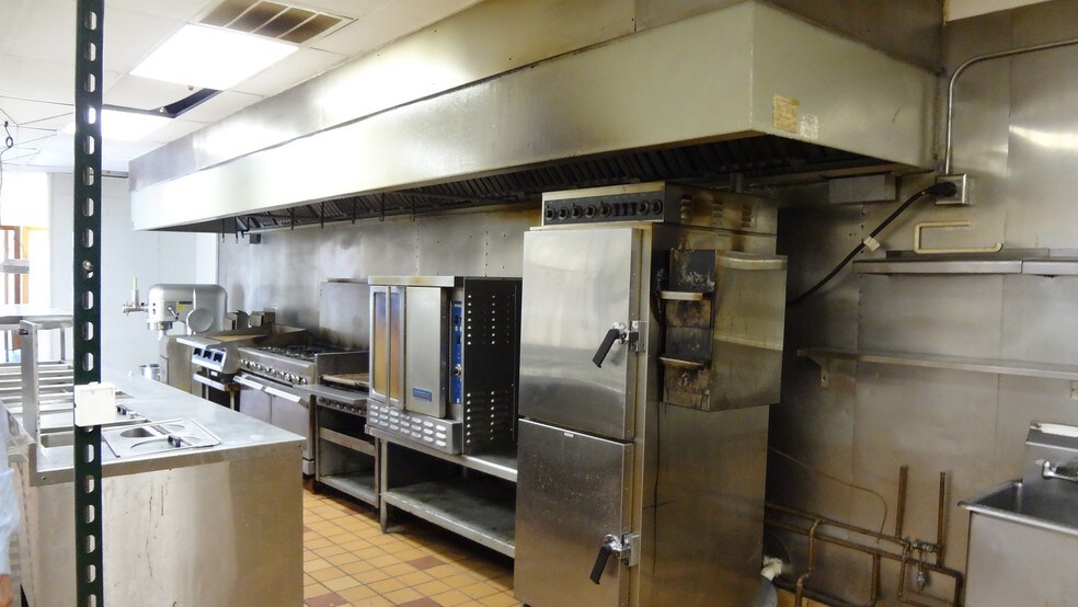 More Photos Of 10211 W Lincoln Hwy, Frankfort Restaurant For Lease