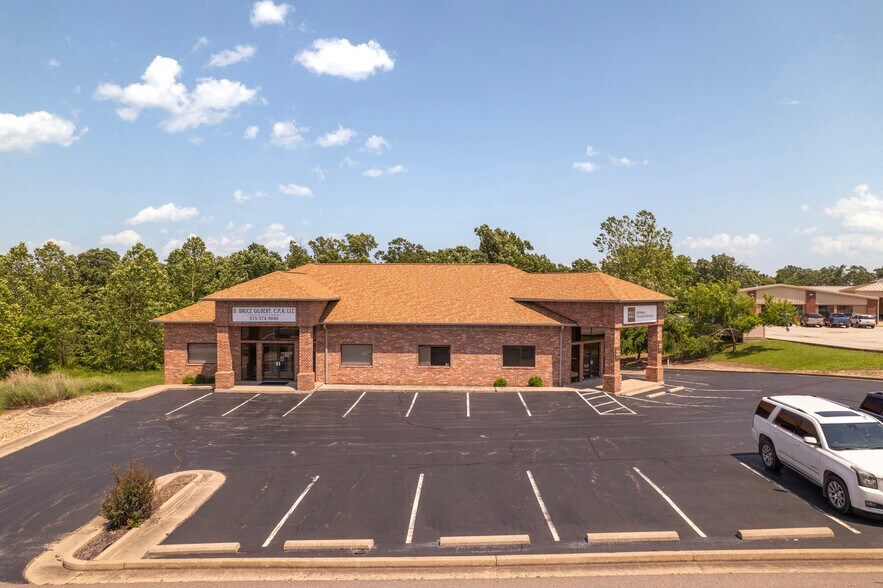 More Photos Of 162 Missouri Blvd, Gravois Mills Medical For Sale