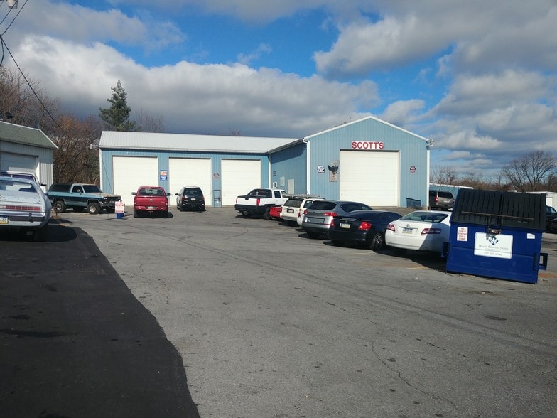 More Photos Of 865 Lincoln Way W, Chambersburg Auto Repair For Sale