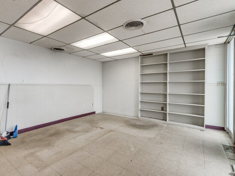 More Photos Of 5835 S Pennsylvania Ave, Oklahoma City Medical For Sale