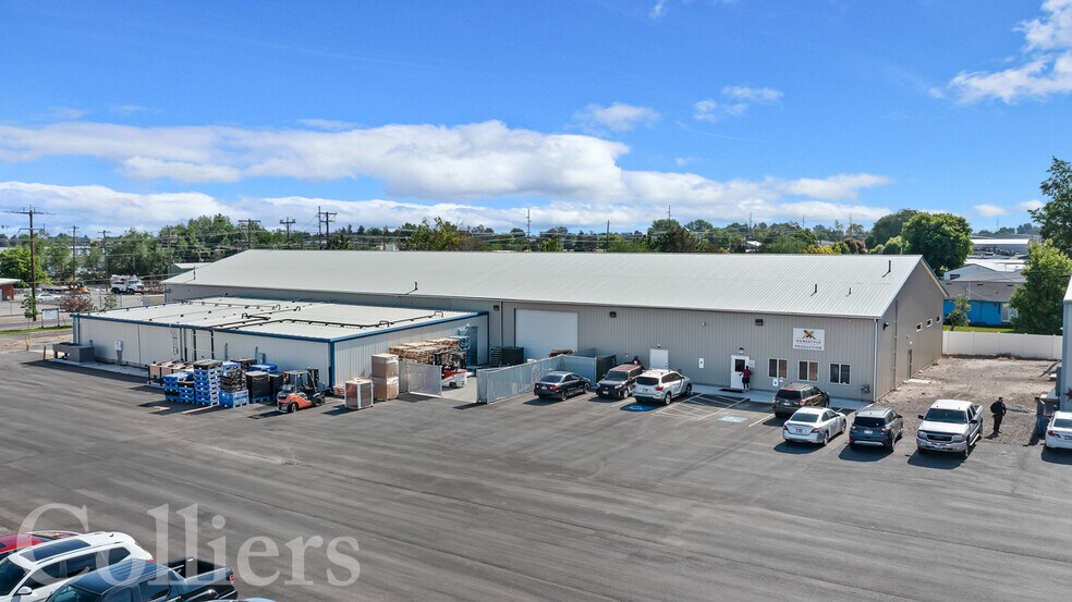 More Photos Of 2032 Highland Ave E, Twin Falls Warehouse For Lease