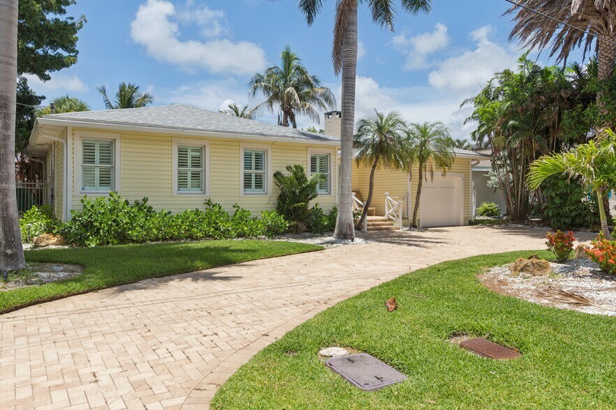 More Photos Of 110 Devon Dr, Clearwater Specialty For Sale