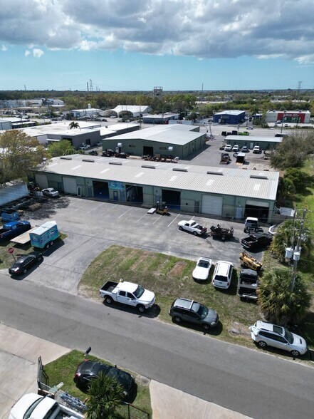 More Photos Of 12820 Daniel Dr, Clearwater Warehouse For Sale