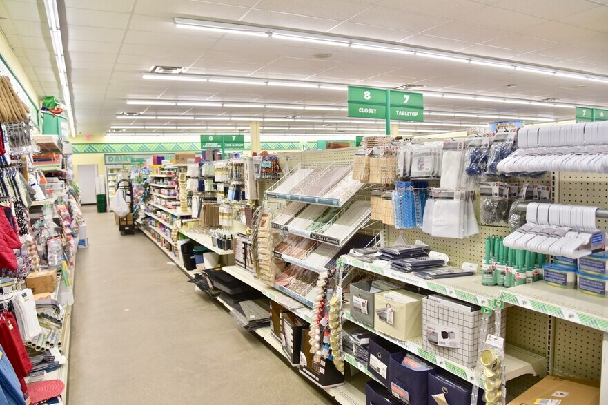 More Photos Of 1910 Eastgate Ave, Pierre Freestanding For Lease