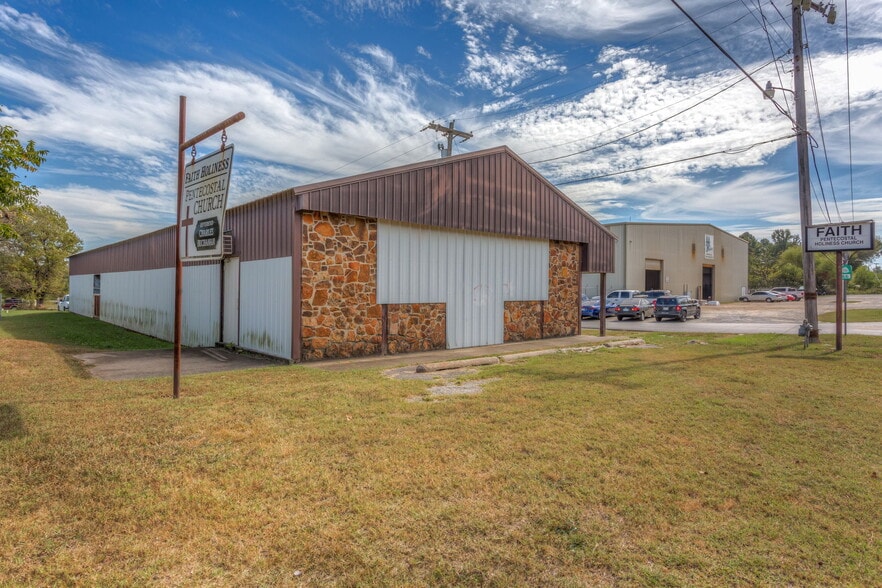 More Photos Of 9835 Frankoma Rd, Sapulpa Religious Facility For Sale