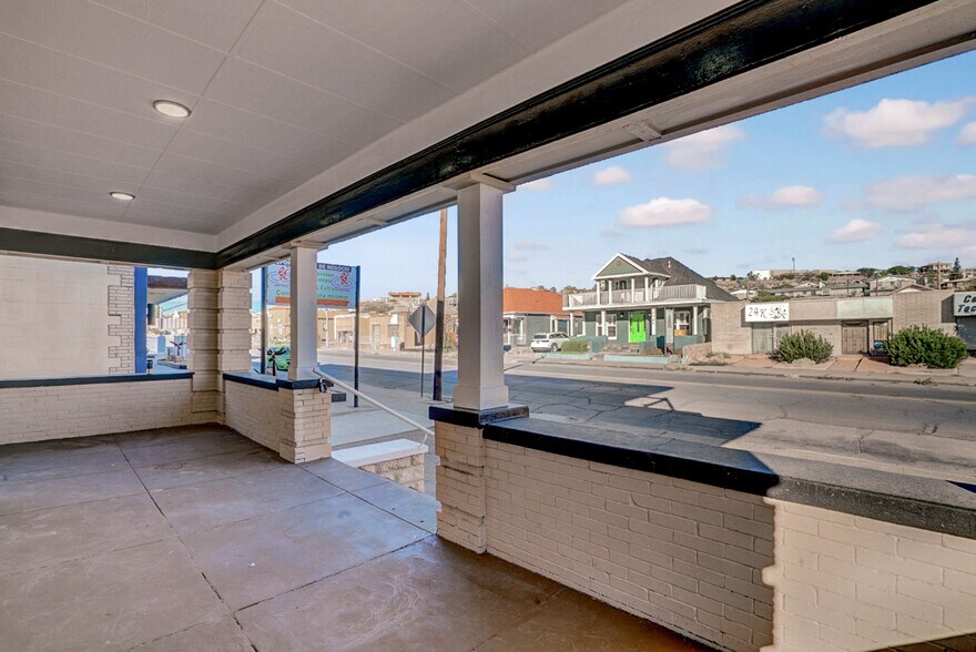 More Photos Of 1710 Montana Ave, El Paso Office For Sale