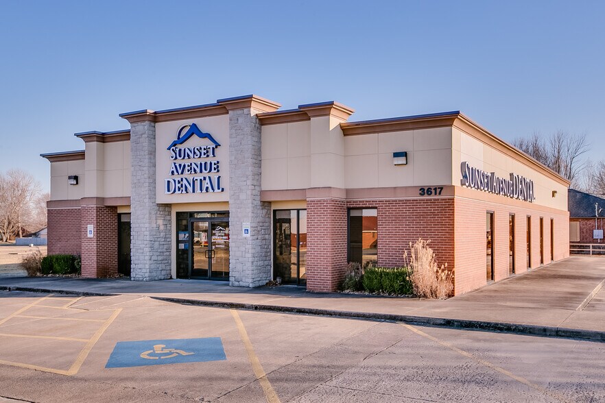 Primary Photo Of 3617 W Sunset Ave, Springdale Medical For Sale