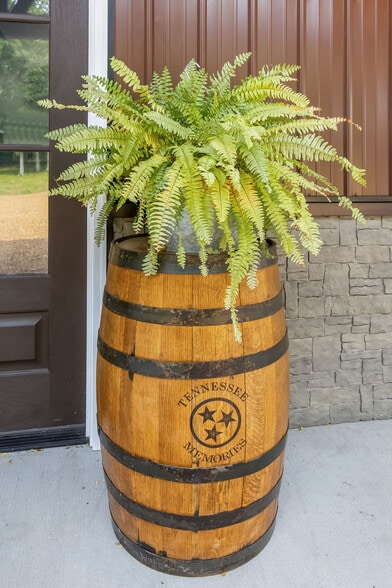 More Photos Of 1049 Oregon Rd, Lascassas Specialty For Sale