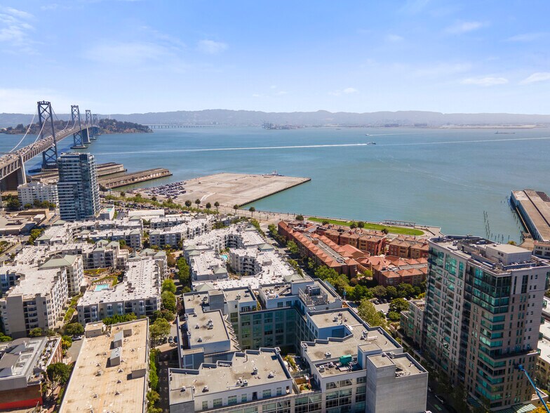More Photos Of 200 Brannan St, San Francisco Apartments For Sale