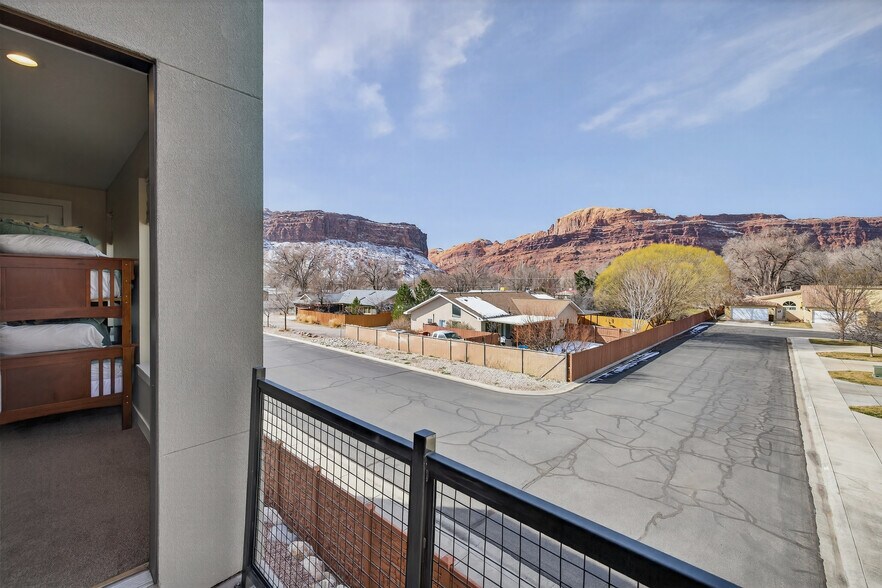 More Photos Of 673 W 470 N, Moab Specialty For Sale