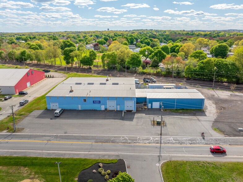 Primary Photo Of 27 Tozer Rd, Beverly Warehouse For Lease