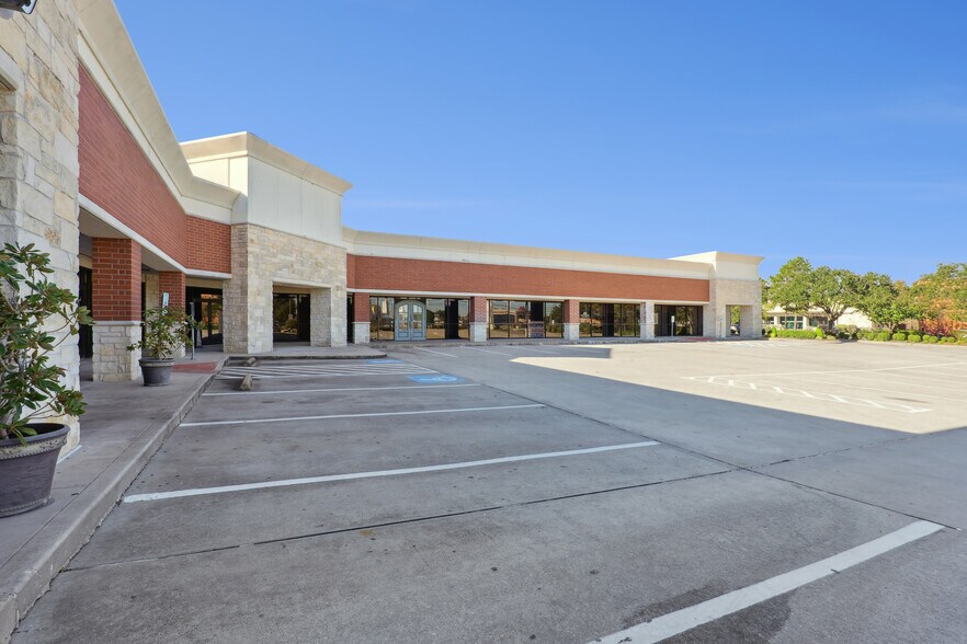 More Photos Of 14020 Highway 3, Webster Unknown For Lease