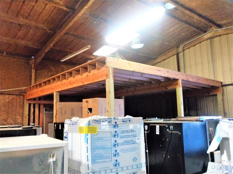 More Photos Of 8709 Irvington Blvd, Houston Warehouse For Sale