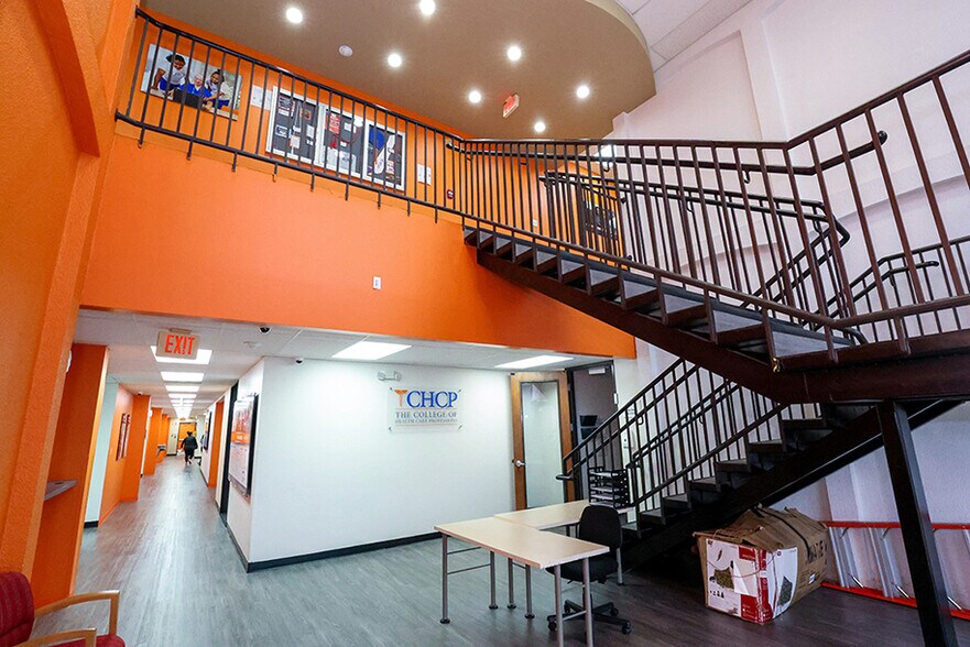 More Photos Of 4738 NW Loop 410, San Antonio Medical For Lease