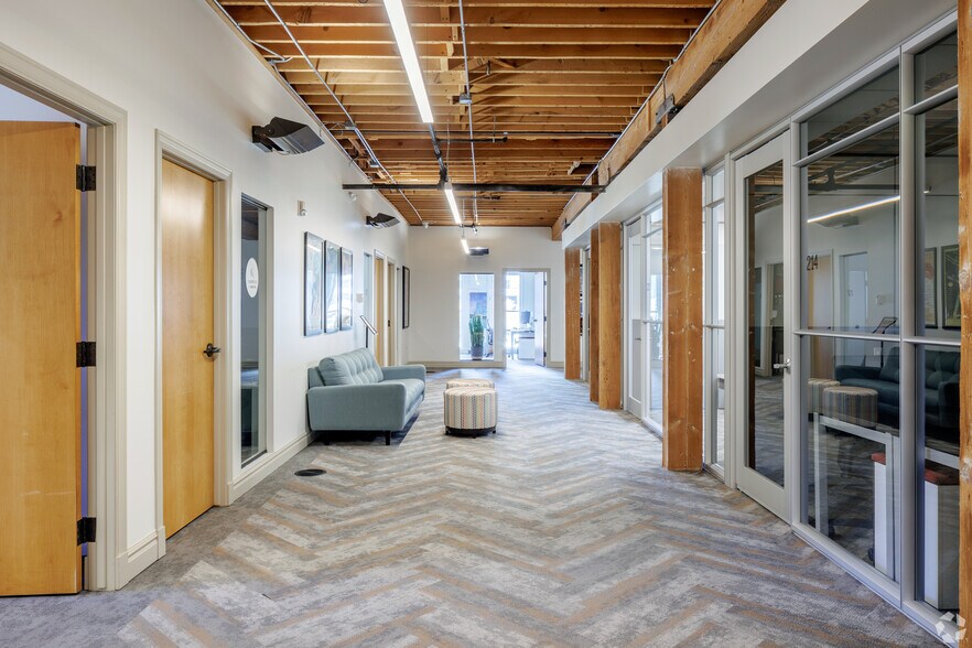 More Photos Of 1512-1514 Curtis St, Denver Loft Creative Space For Lease