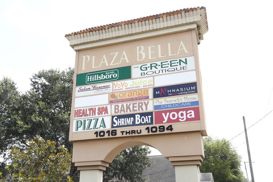 More Photos Of 1034-1050 Bloomingdale Ave, Valrico Storefront Retail Office For Sale