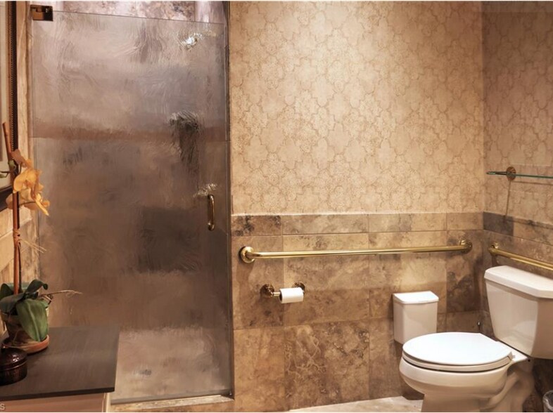 More Photos Of 25110 Bernwood Dr, Bonita Springs Office For Lease