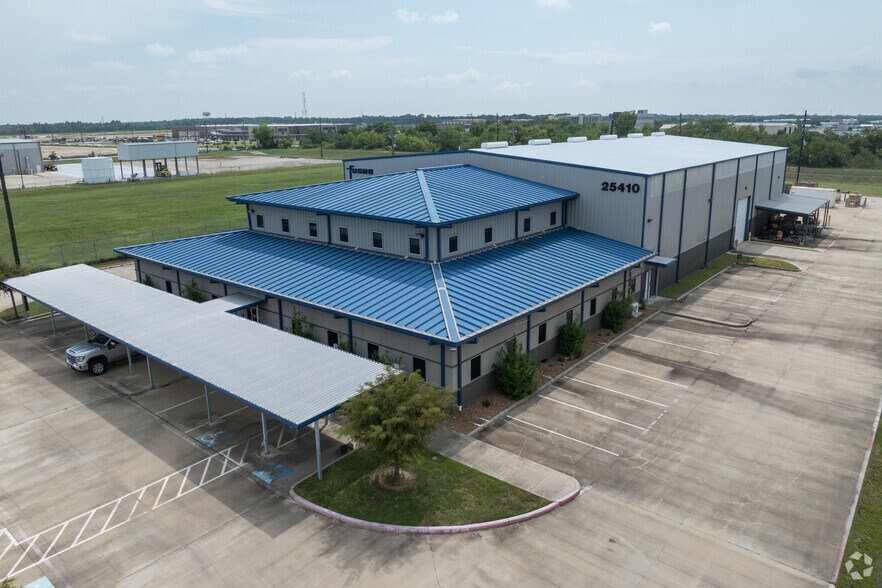 More Photos Of 25410 Clay Rd, Katy Warehouse For Lease