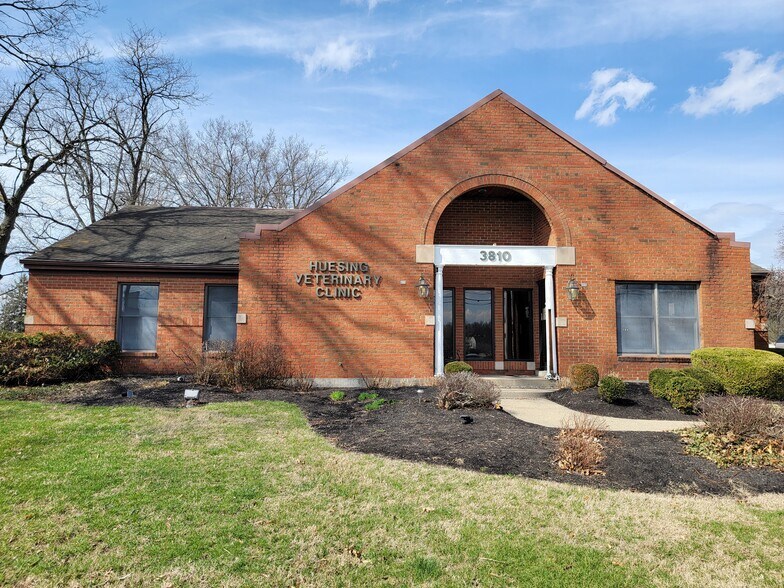 More Photos Of 3810 Dixie Hwy, Erlanger Veterinarian Kennel For Sale