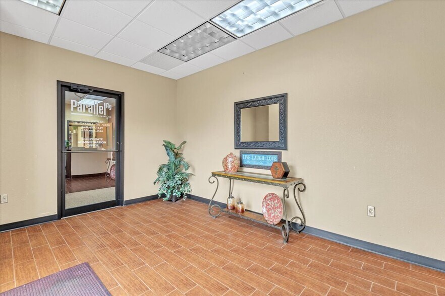 More Photos Of 304 S 29th St, Chickasha Medical For Sale