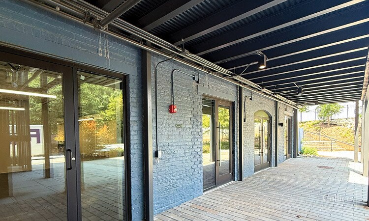 More Photos Of 1 Augusta St, Greenville Office Residential For Lease