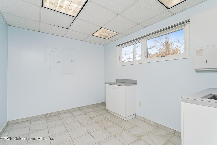 More Photos Of 54 Preston Ave, Staten Island Healthcare For Sale