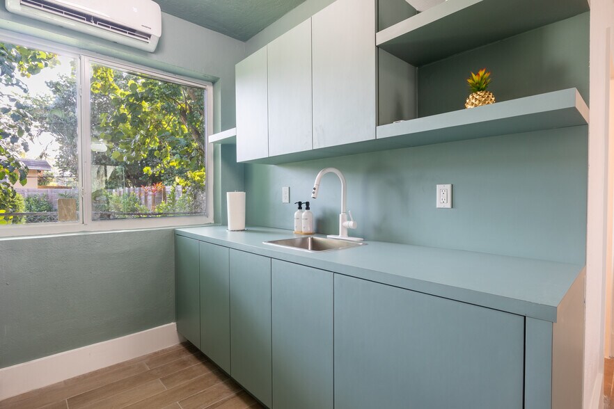 More Photos Of 190-194 NE 90th St, Miami Apartments For Sale