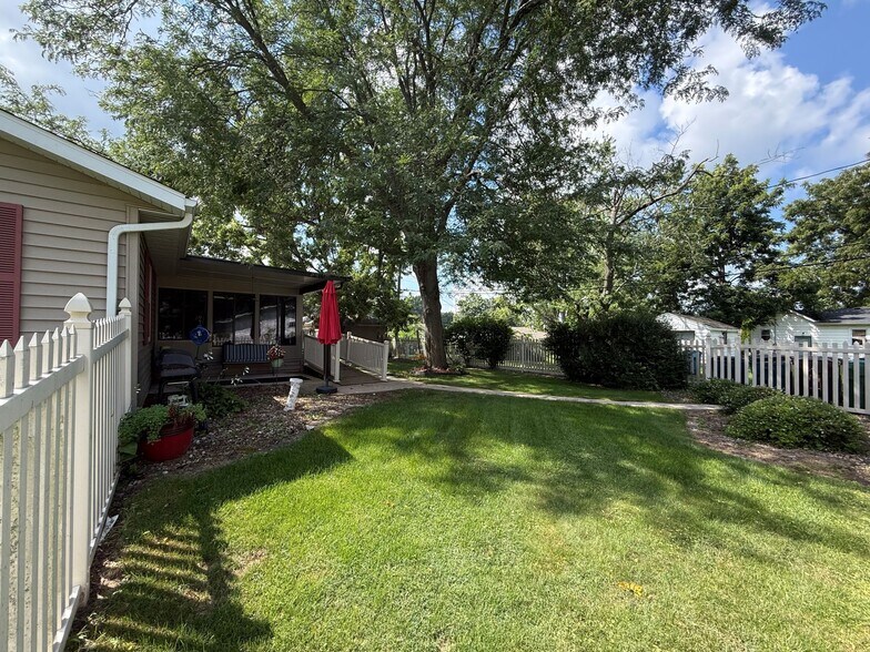 More Photos Of 13+/-Beds Established Memory Care Northern IL, Princeton Assisted Living For Sale