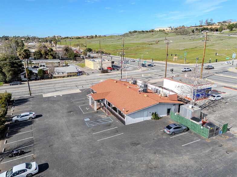 More Photos Of 12131 14th St, Yucaipa Restaurant For Lease