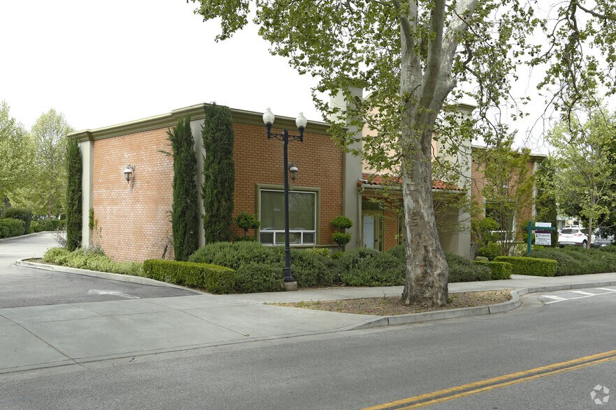 More Photos Of 7090 Atascadero Ave, Atascadero Medical For Sale