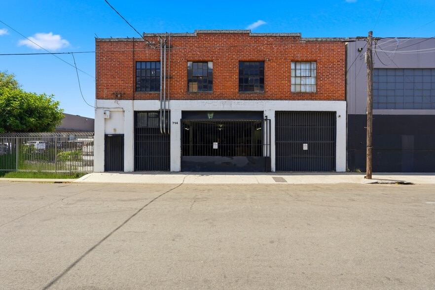More Photos Of 714 Ducommun St, Los Angeles Manufacturing For Lease