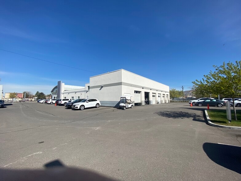 More Photos Of 979 S State St, Salt Lake City Auto Dealership For Lease