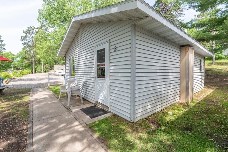 More Photos Of 24519 Fairwood Ln, Nevis Hotel For Sale