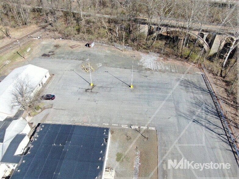 More Photos Of 296 Poplar Neck Rd, Birdsboro Industrial For Sale