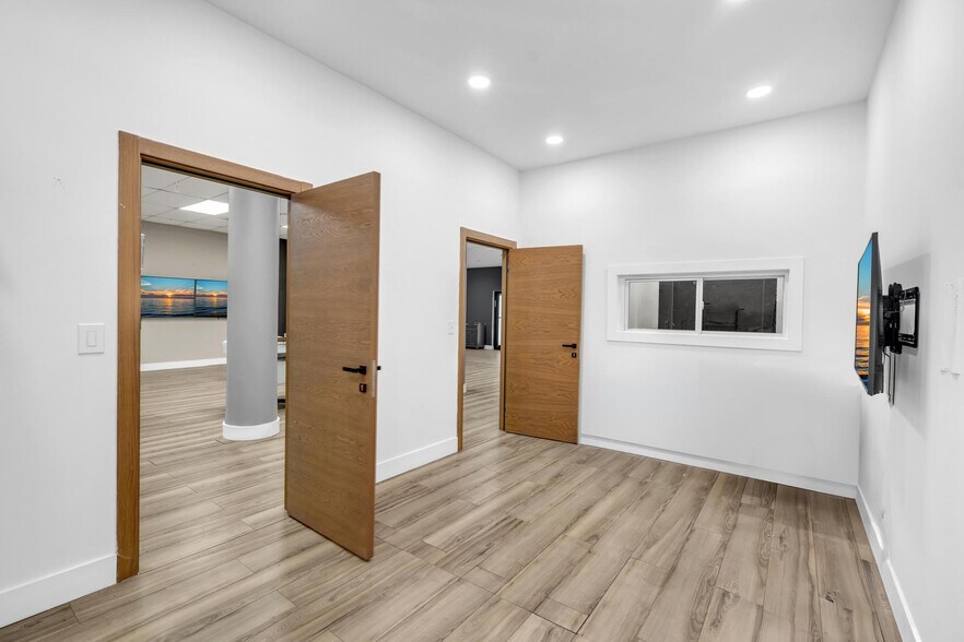 More Photos Of 3505 S Ocean Dr, Hollywood Apartments For Lease
