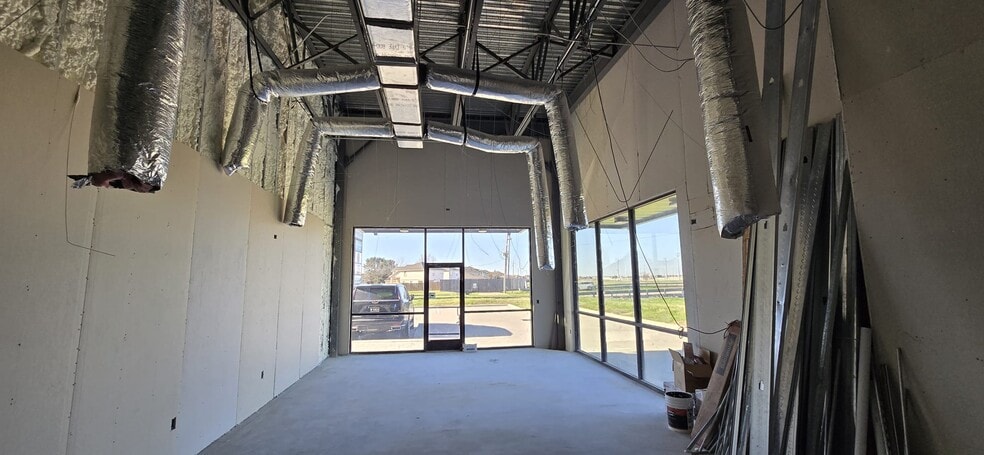 More Photos Of 7334 Fry Rd, Cypress Storefront For Lease