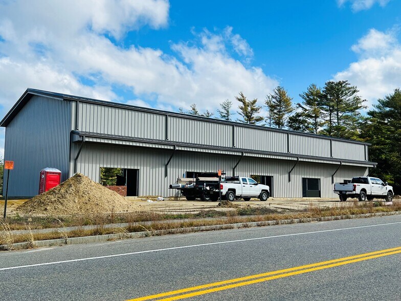 More Photos Of 1A Spring, Carver Warehouse For Sale