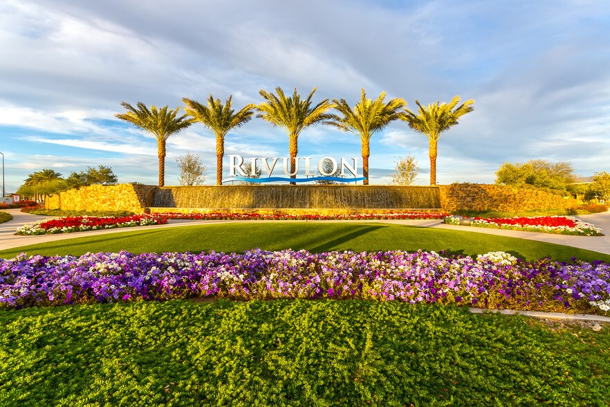 More Photos Of Gilbert & Pecos Rd, Gilbert Medical For Lease