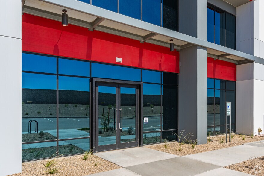 More Photos Of 6302 N Litchfield Rd, Litchfield Park Manufacturing For Sale