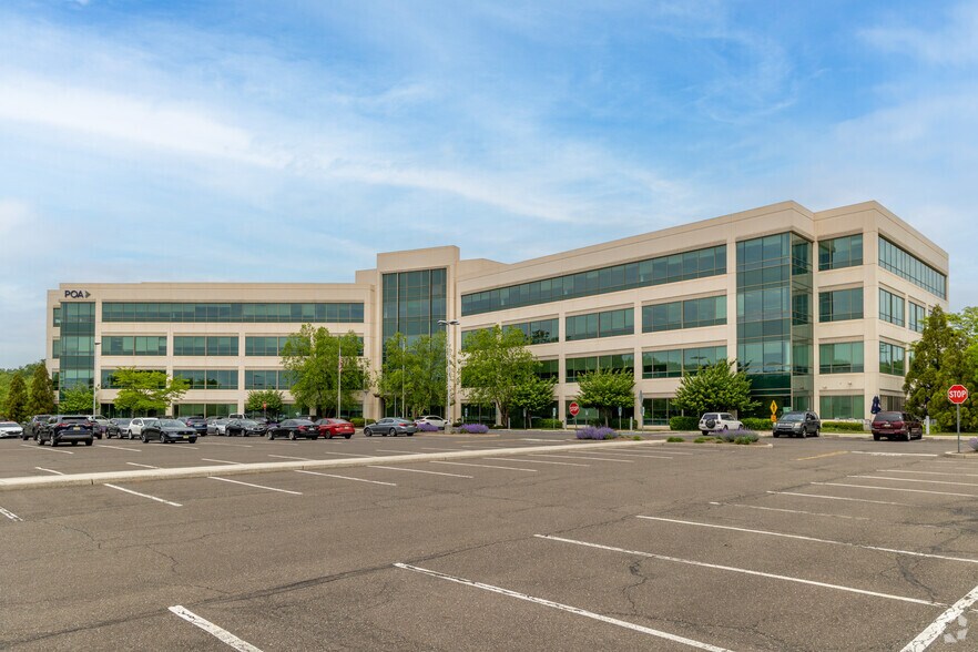 More Photos Of 200 Princeton South Corporate Ctr, Ewing Office For Lease