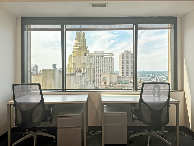 More Photos Of 201 St. Charles Ave, New Orleans Coworking Space