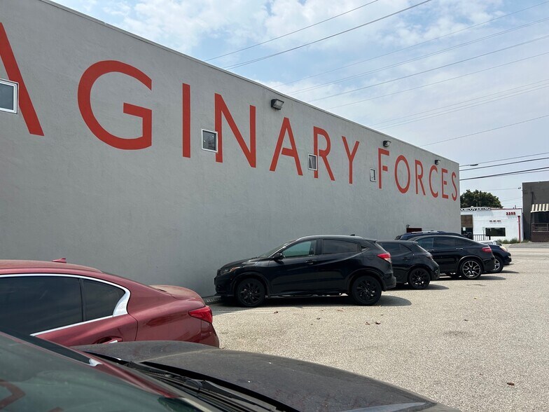 More Photos Of 2254 S Sepulveda Blvd, Los Angeles Loft Creative Space For Sale