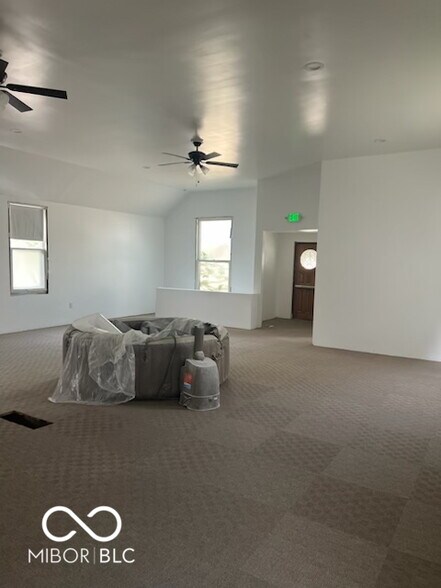 More Photos Of 120 S 4th Ave, Beech Grove Showroom For Sale