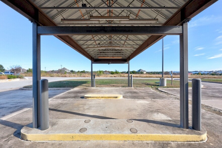 More Photos Of 14262 W State Highway 29, Liberty Hill General Retail For Sale