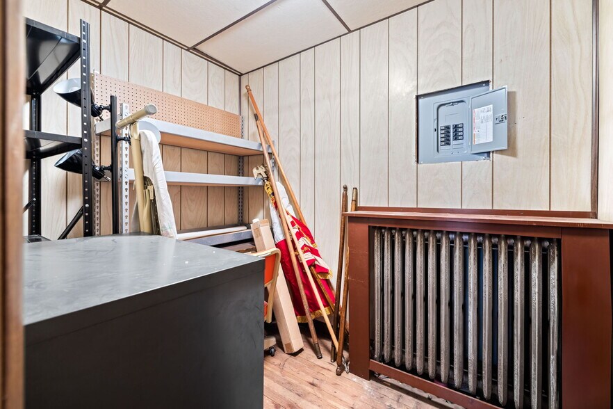 More Photos Of 1000 W State St, Coal Township Restaurant For Sale