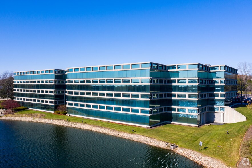 Primary Photo Of 2801 Lakeside Dr, Bannockburn Office For Lease