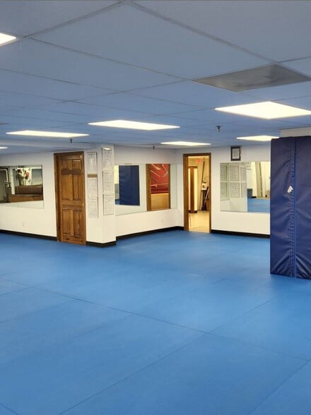 More Photos Of 666 Main Ave, Norwalk Storefront Retail Office For Sale