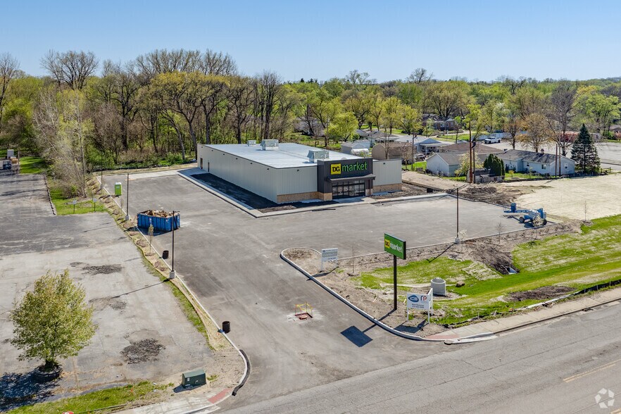 More Photos Of 3501 W 37th Ave, Hobart Convenience Store For Sale